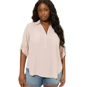 Torrid Harper “Mushroom” Nude/ Tan Georgette Roll Sleeve Pocket Blouse-Large